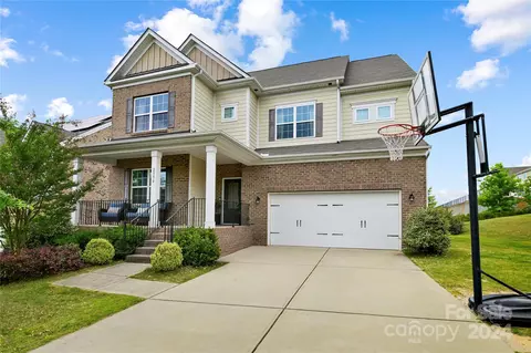 2556 Kinmere Dr, Gastonia, NC 28056
