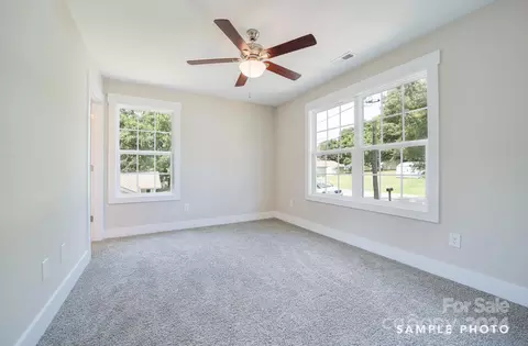 1408 Martin Luther King Jr Ave, Kannapolis, NC 28083 photo 4