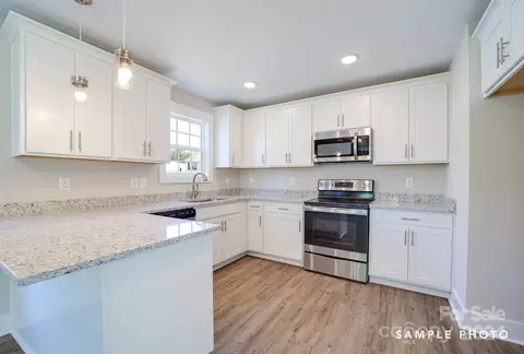 1408 Martin Luther King Jr Ave, Kannapolis, NC 28083 photo 2