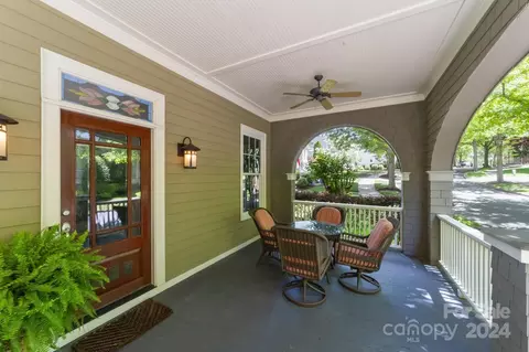 624 Wolfe St, Davidson, NC 28036 photo 5