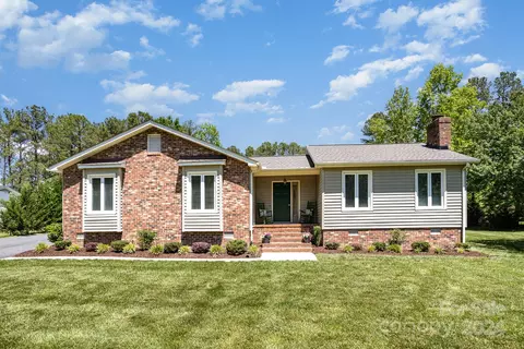 5022 Post Oak Ln, Rock Hill, SC 29732
