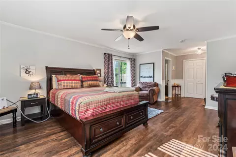 Bedroom - 5625 Bringle Ferry Rd, Salisbury, NC 28146 photo 3 of 8