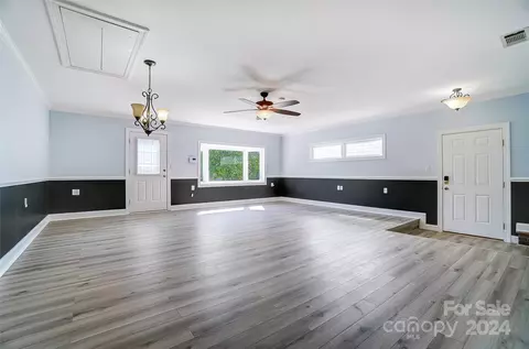 Living - 6902 Honey Bee Rd, Monroe, NC 28110 photo 4 of 8