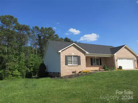 5090 Mill Pond Dr, Conover, NC 28613 photo 16