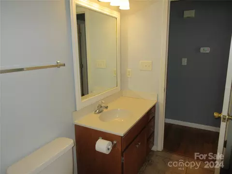5090 Mill Pond Dr, Conover, NC 28613 photo 31