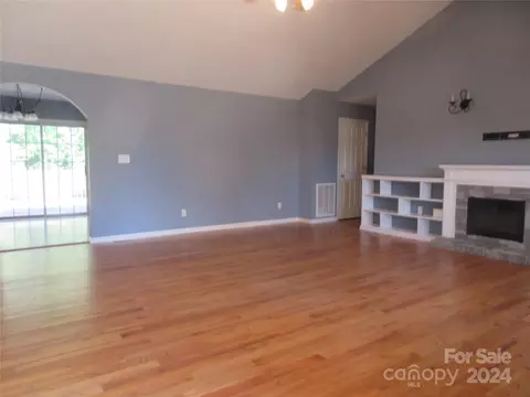 5090 Mill Pond Dr, Conover, NC 28613 photo 22