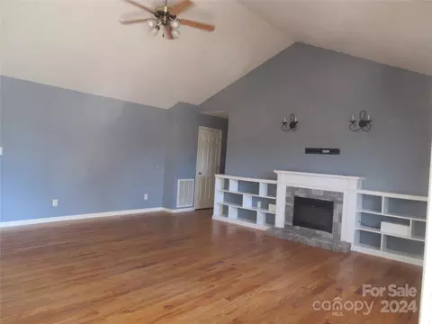 5090 Mill Pond Dr, Conover, NC 28613 photo 24