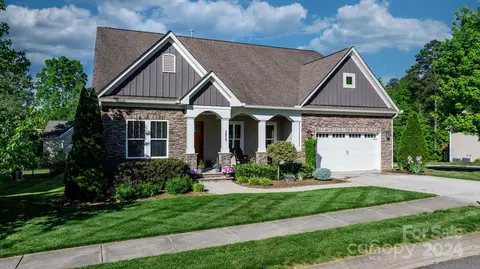 1218 39th Ne Ave NE, Hickory, NC 28601