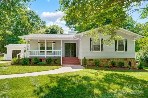 6510 Patchwork Cir, Charlotte, NC 28270