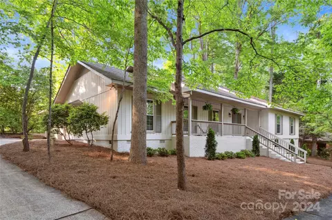 38 Timberidge Dr, Lake Wylie, SC 29710