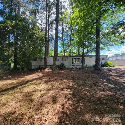 4945 Wrenn Dr, Denver, NC 28037