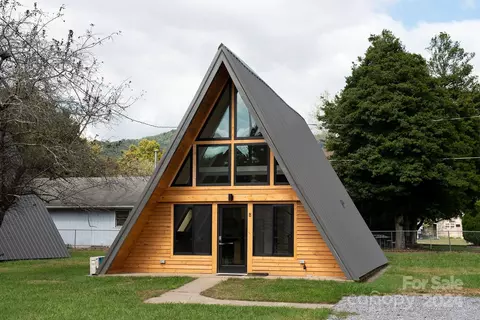 103 Flat Creek B Rd #B, Black Mountain, NC 28711