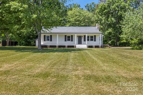 4951 Maiden Hwy, Maiden, NC 28650