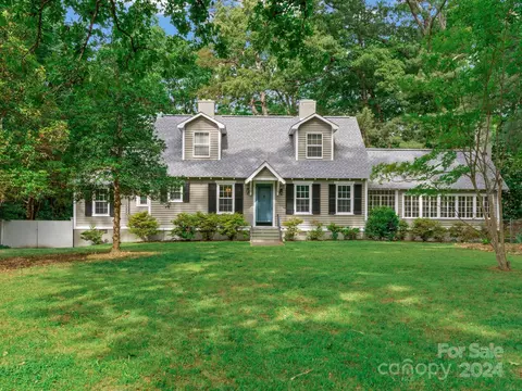 120 Colonial Dr, Salisbury, NC 28144
