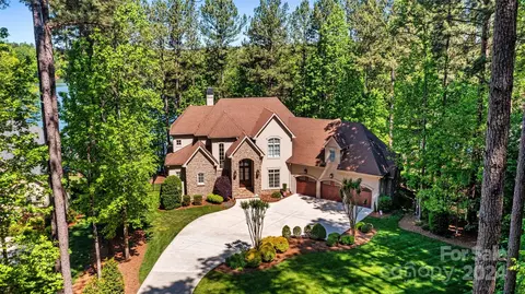 8804 Ashby Pointe Ct, Sherrills Ford, NC 28673