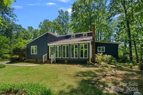 179 Huntington Ln, Mooresville, NC 28117