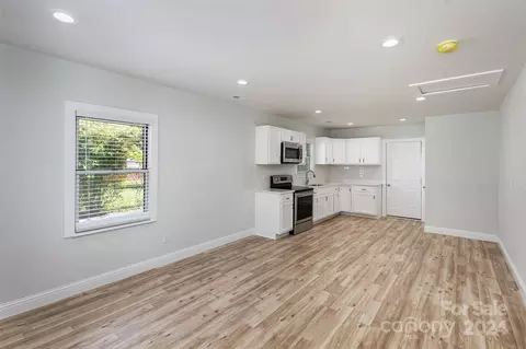 521 Central Ave, Lancaster, SC 29720 photo 5
