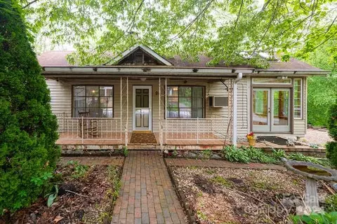 94 Swannanoa Ave, Asheville, NC 28806