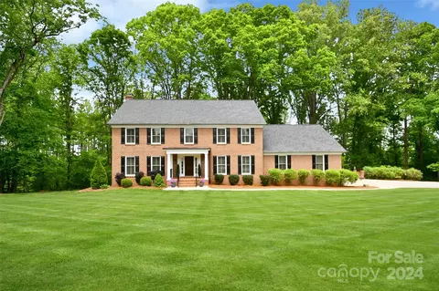 986 Patterson St, China Grove, NC 28023