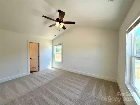 699 3rd Se St SE, Conover, NC 28613 photo 8