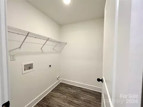 699 3rd Se St SE, Conover, NC 28613 photo 5