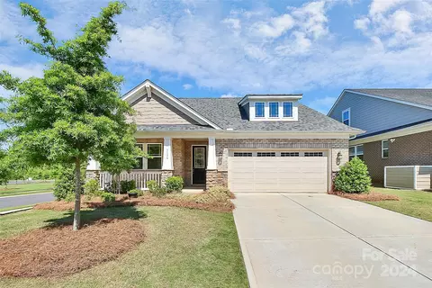 3116 Marchers Trace Dr, Charlotte, NC 28227