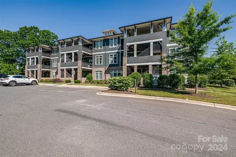 935 Mcalway 303 Rd #303, Charlotte, NC 28211