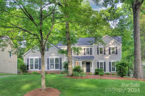 3114 Deep Meadow Ln, Charlotte, NC 28210