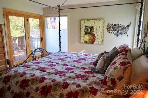 Bedroom - 22 Eagle Run, Brevard, NC 28712 photo 2 of 3