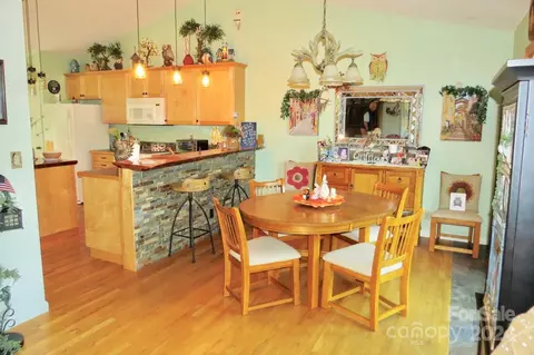 Dining - 22 Eagle Run, Brevard, NC 28712 photo 1 of 2