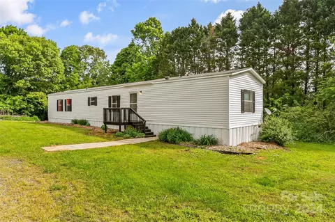 3836 River Rd, Hickory, NC 28602 photo 9