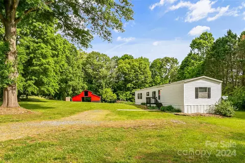 3836 River Rd, Hickory, NC 28602 photo 1