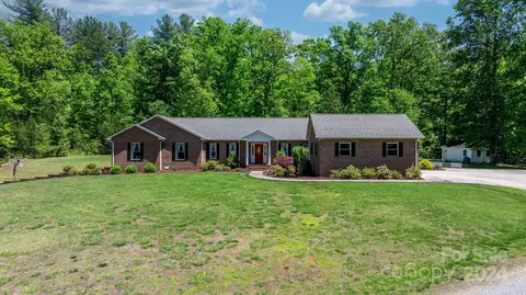 301 Garrison Rd, Morganton, NC 28655 photo 4