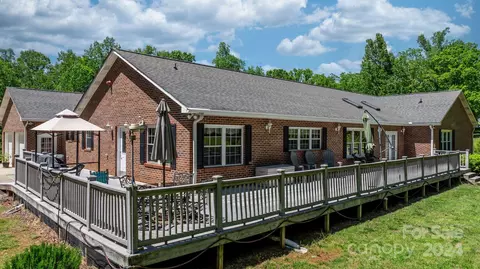 301 Garrison Rd, Morganton, NC 28655 photo 7