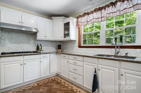 301 Garrison Rd, Morganton, NC 28655 photo 19