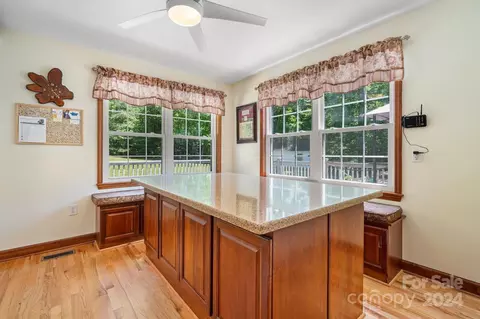 301 Garrison Rd, Morganton, NC 28655 photo 22