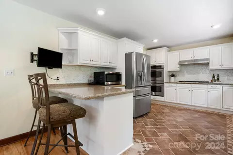 301 Garrison Rd, Morganton, NC 28655 photo 21