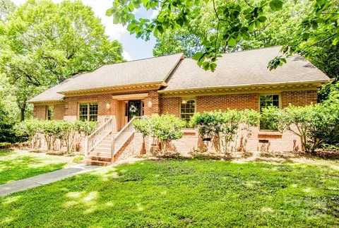 4134 Coleman Dr, Charlotte, NC 28215