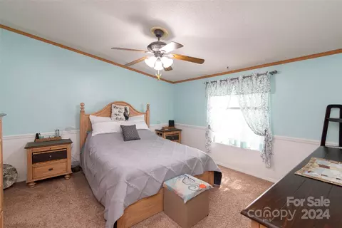 Bedroom - 122 Andjen Valley Rd, Sylva, NC 28779 photo 1 of 2