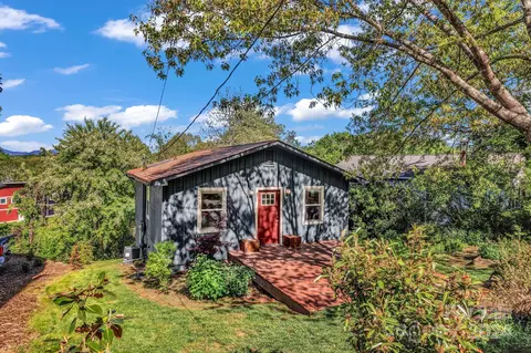 24 Winding Rd, Asheville, NC 28803
