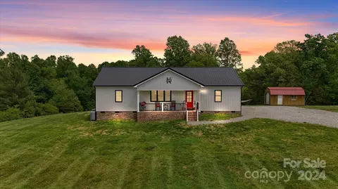 4636 Petra Mill Rd, Granite Falls, NC 28630