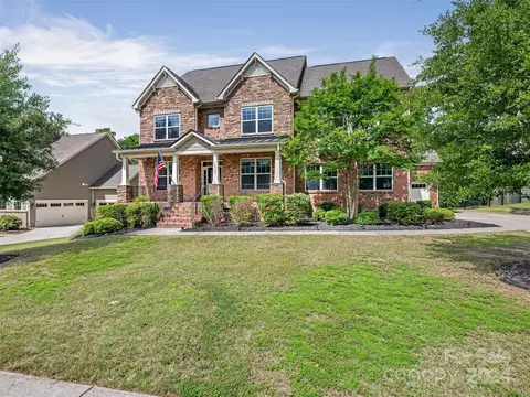 16902 Alydar Commons Ln, Charlotte, NC 28278