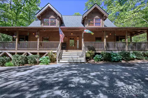 1244 Pinnacle Falls Ln, Zirconia, NC 28790