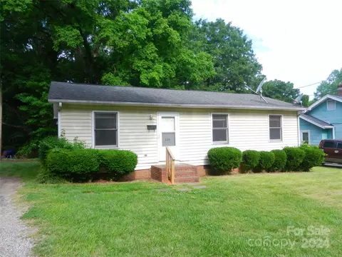 309 N Morris St, Gastonia, NC 28052