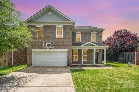 3527 Deborah St, Charlotte, NC 28270
