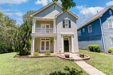 8009 Baylis Dr, Huntersville, NC 28078