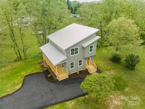 777 High St, Canton, NC 28716