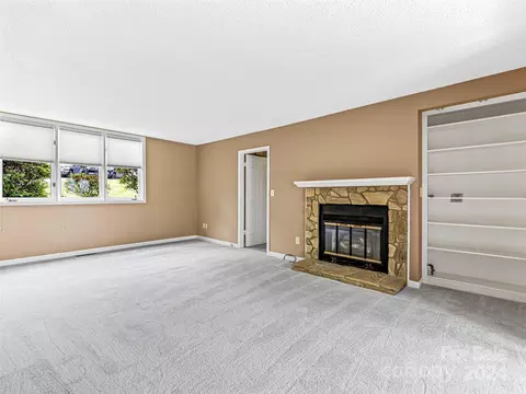 Living - 23 Eagle Run, Brevard, NC 28712 photo 4 of 4
