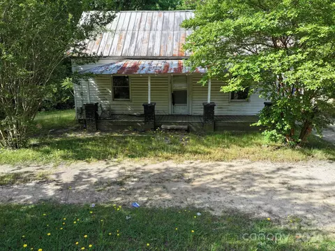 827 W Wall St, Wadesboro, NC 28170