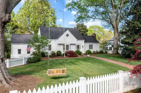 765 Concord Rd, Davidson, NC 28036
